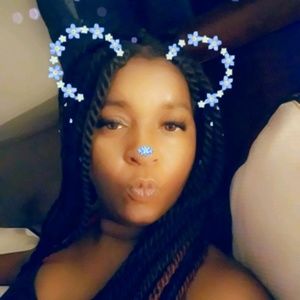 Meet your Posher, Jacqueline